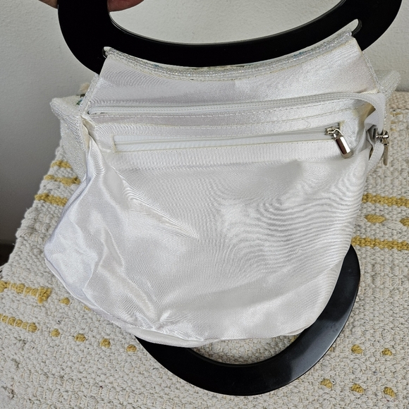 Vintage medium fully beaded bag with plastic grab handles - Picture 6 of 11